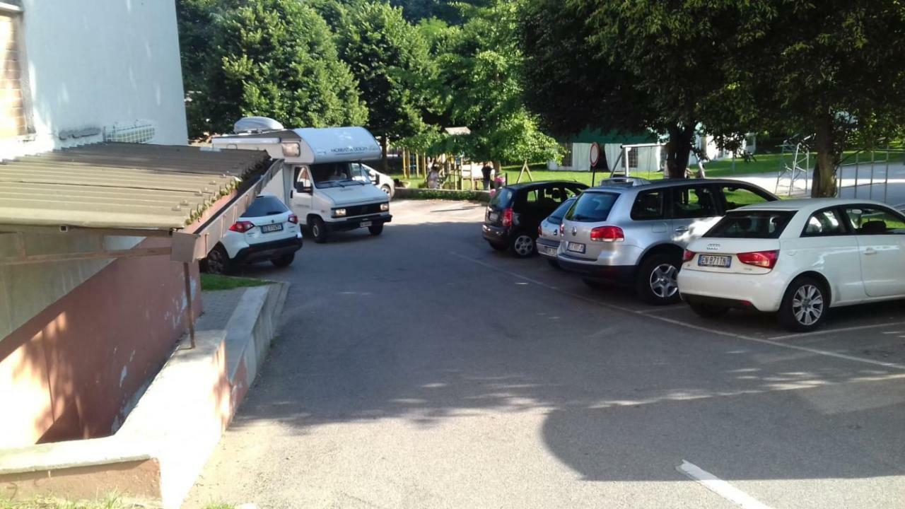Casa Indipendente Con Garage Villa Agrano Eksteriør bilde